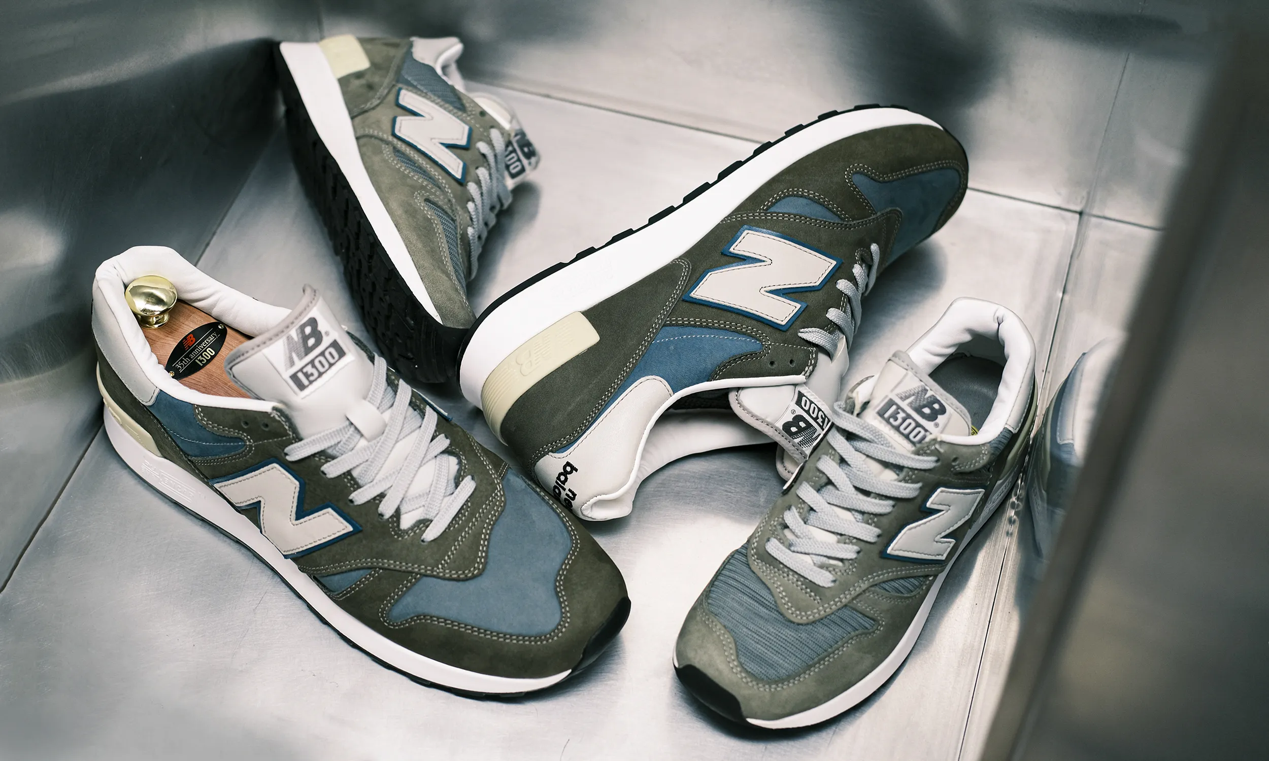 New Balance 1300JP: Trở lại một lần nữa Hinh anh 2: New Balance 1300JP: Tro lai mot lan nua