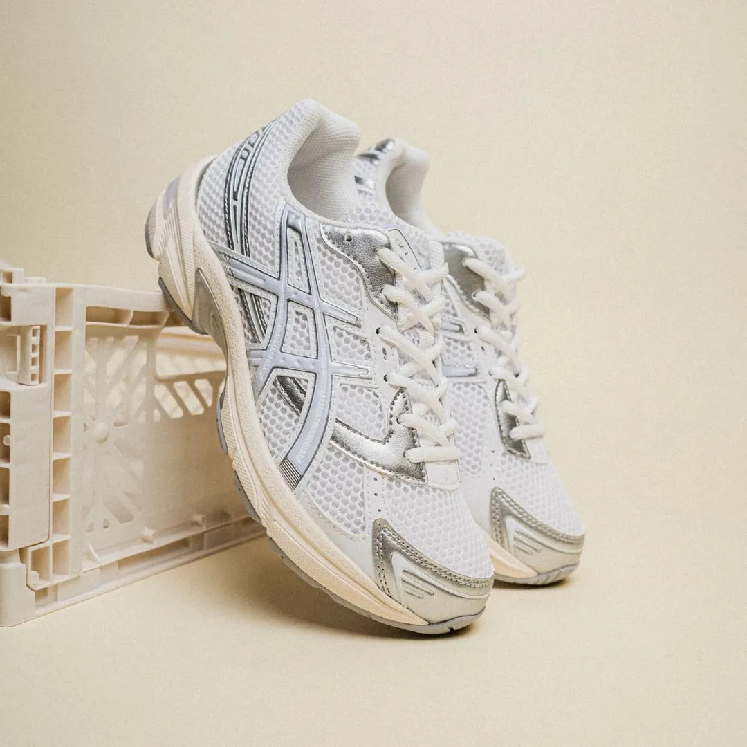 Những mẫu giày sneaker Asics hot nhất năm 2025 Hinh anh 7: Nhung mau giay sneaker Asics hot nhat nam 2025