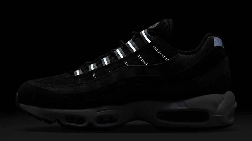 Hinh anh 4: Review Central Cee x Nike Air Max 95 Black Rose Gold