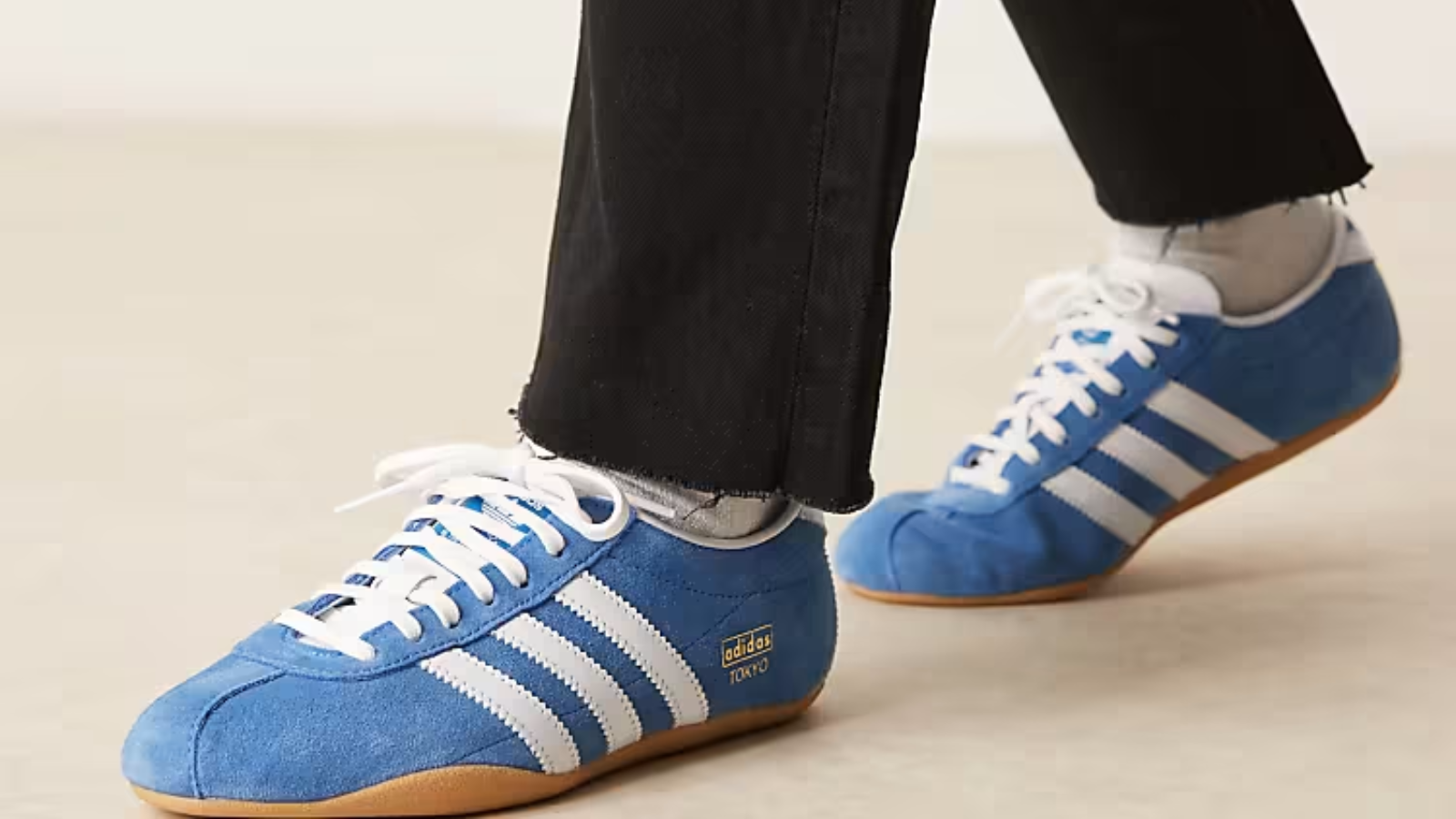 Adidas Tokyo: Biểu tượng tối giản trong thế giới Sneaker Hinh anh 4: Adidas Tokyo - doi giay sneaker toi gian co dien voi thiet ke nguyen ban va mau sac tinh te