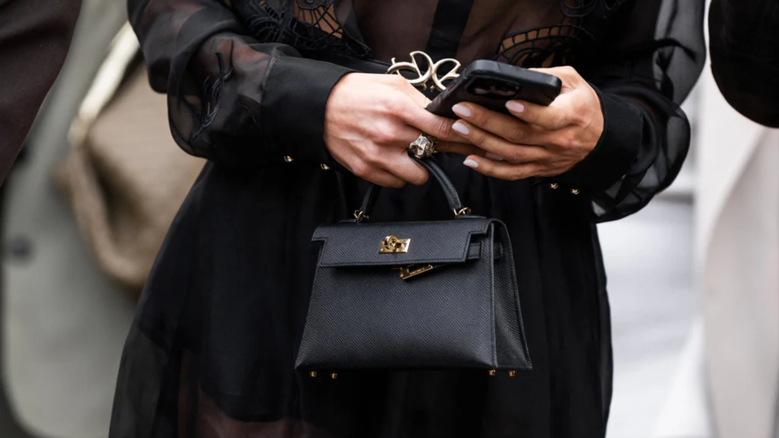 Danh sách chờ Birkin - Tại sao kiên nhẫn lại là chìa khóa? Hinh anh 1: Tui Hermes Birkin - Bieu tuong thoi trang xa xi va su kien nhan