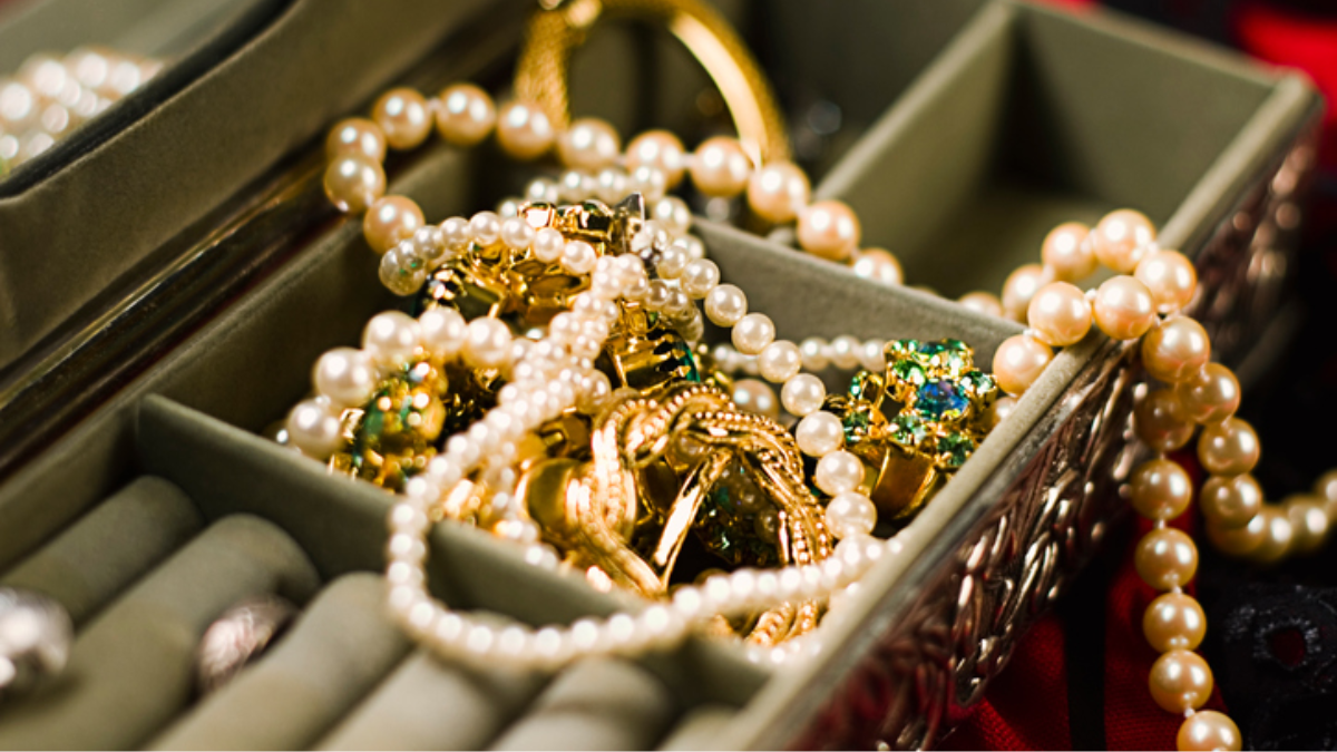 Hinh anh cac mon trang suc sang trong va bieu tuong cho phu nu