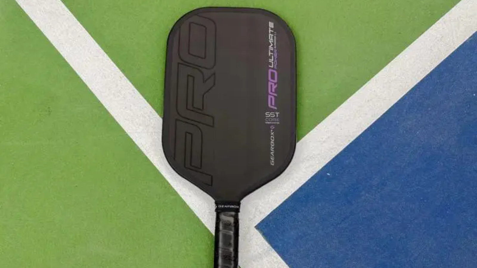 Hinh anh 4: Vot pickleball Gearbox Pro Ultimate Elongated voi thiet ke carbon va cong nghe SSTCore