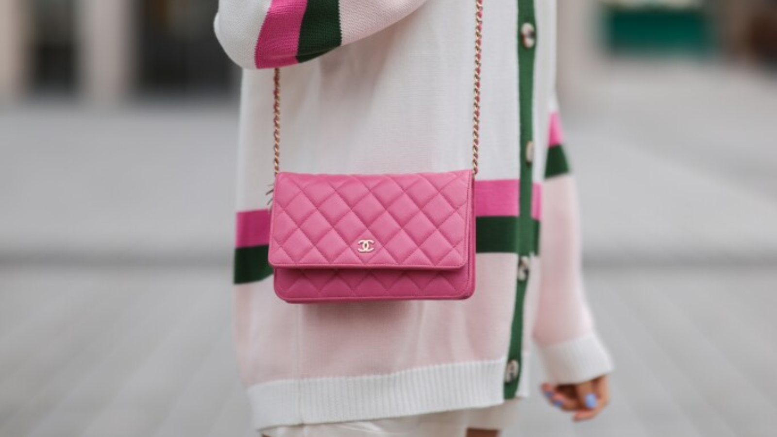 Chanel Wallet on Chain: Gợi ý màu sắc phù hợp cho từng mùa Hinh anh 2: Chanel Wallet on Chain: Goi y mau sac phu hop cho tung mua