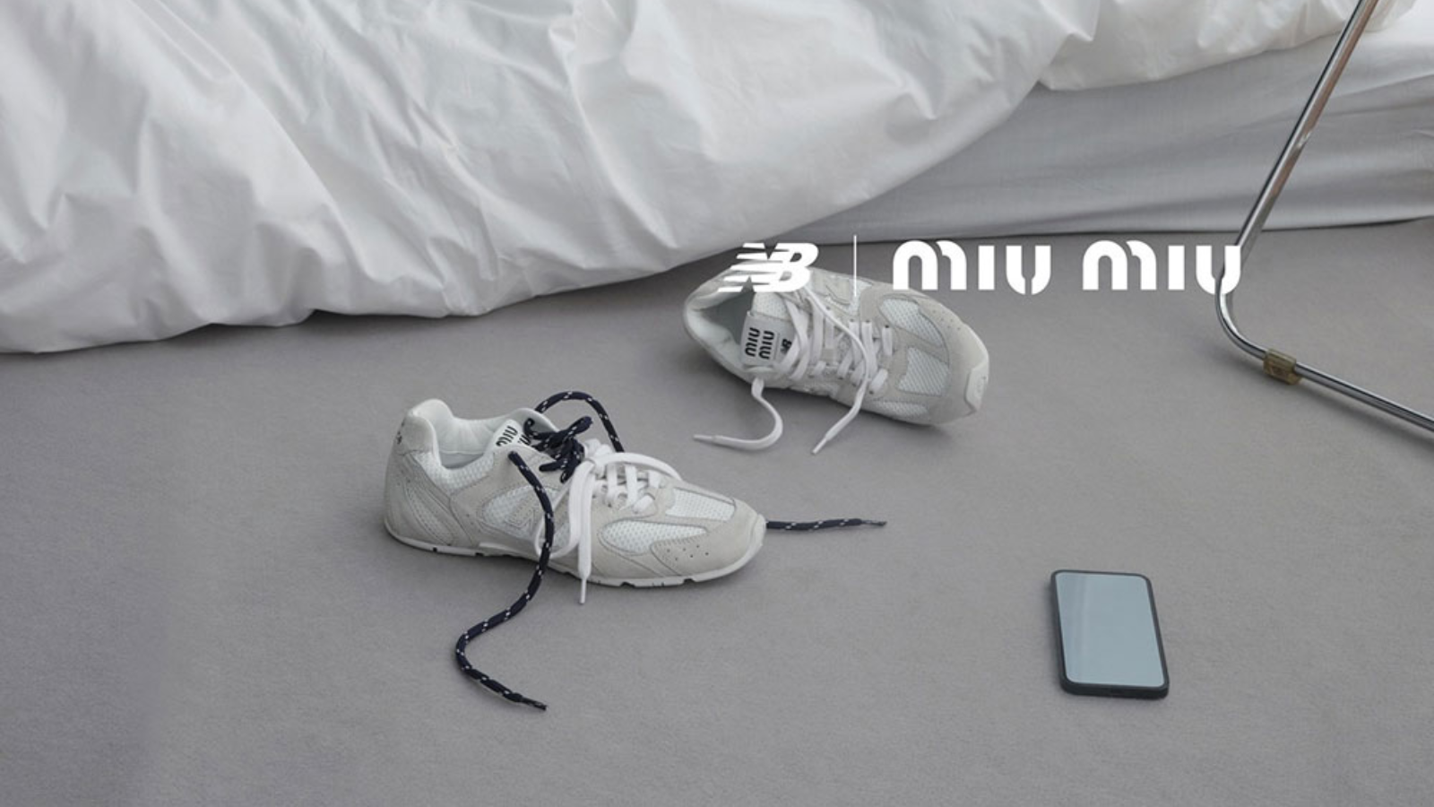 Miu Miu x New Balance 530 SL "khuấy đảo" với bộ sưu tập mới Hinh anh 6: Hinh anh doi giay Miu Miu x New Balance 530 SL moi nhat, the hien su ket hop giua phong cach thoi trang cao cap va cong nghe the thao tien tien.