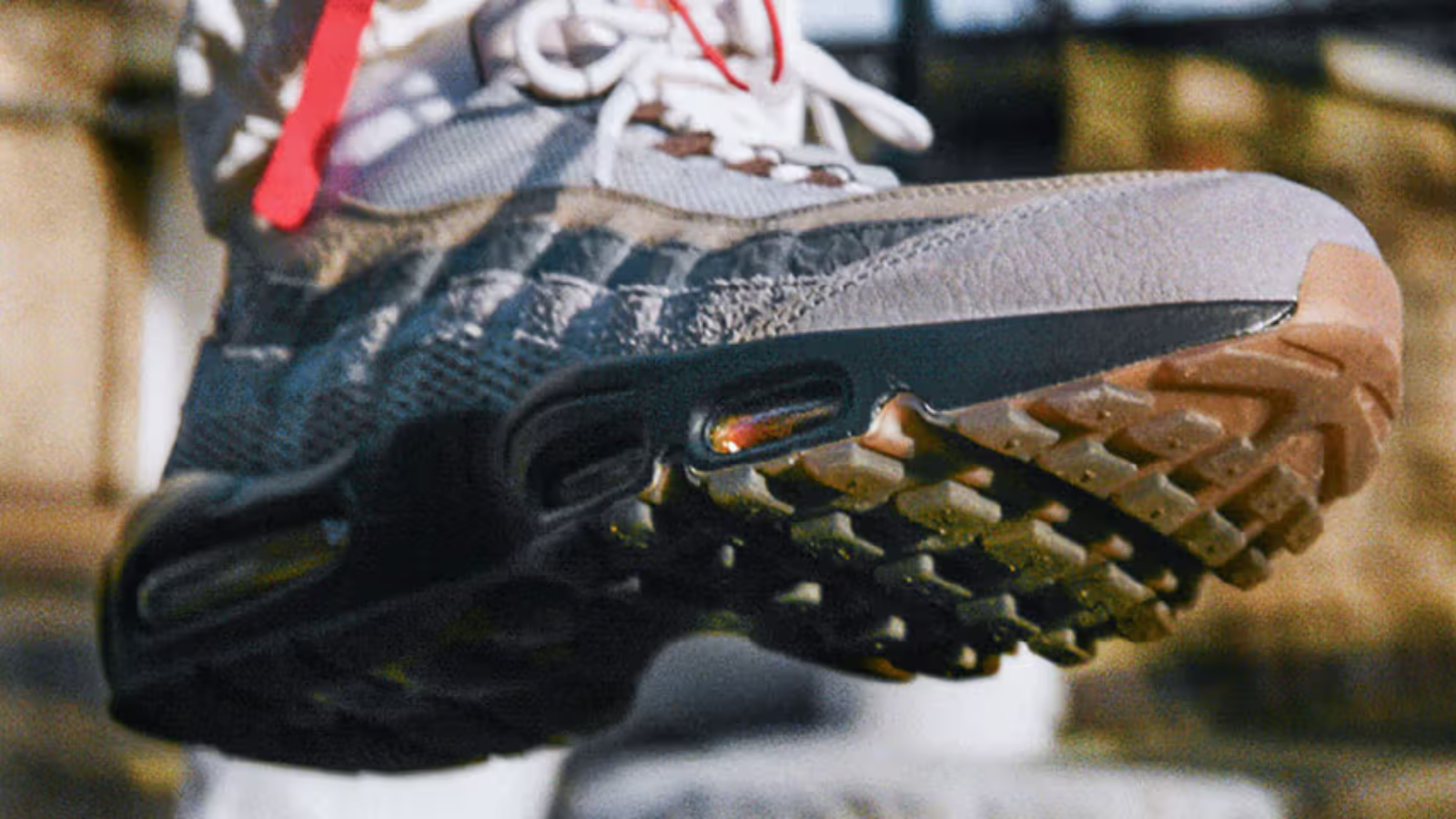 Nike Air Max 95 “110s”: Huyền thoại đường phố Vương quốc Anh Hinh anh 8: Nike Air Max 95 “110s”: Huyen thoai duong pho Vuong quoc Anh