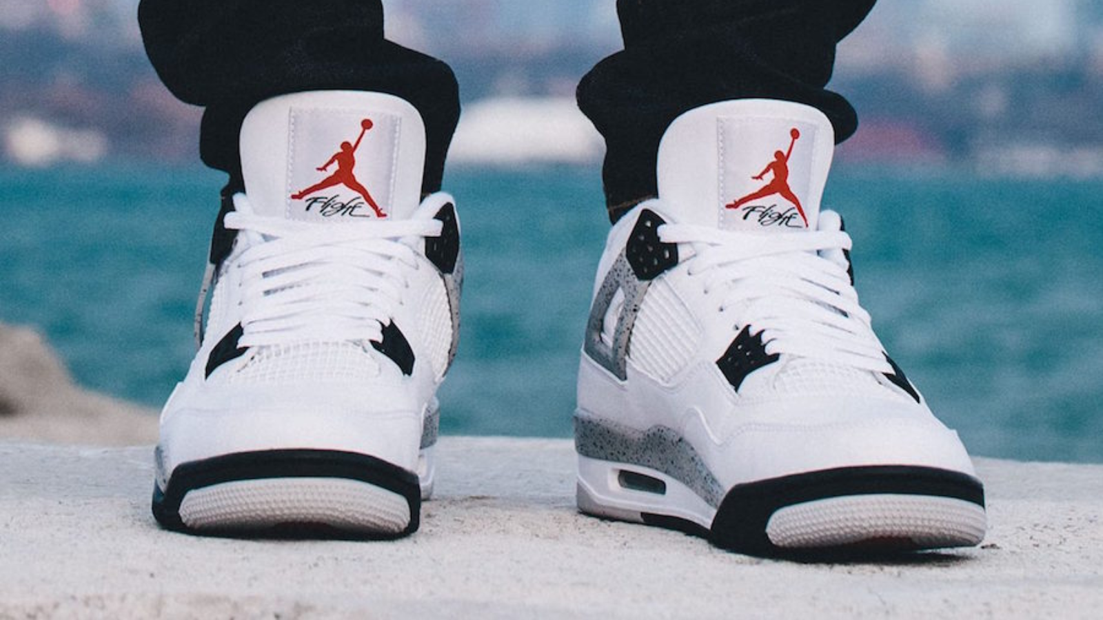 Phân Tích Sự Khác Biệt: Air Jordan 4 ‘White Cement’ 2025 vs 2016 Hinh anh 5: Phan Tich Su Khac Biet: Air Jordan 4 ‘White Cement’ 2025 vs 2016