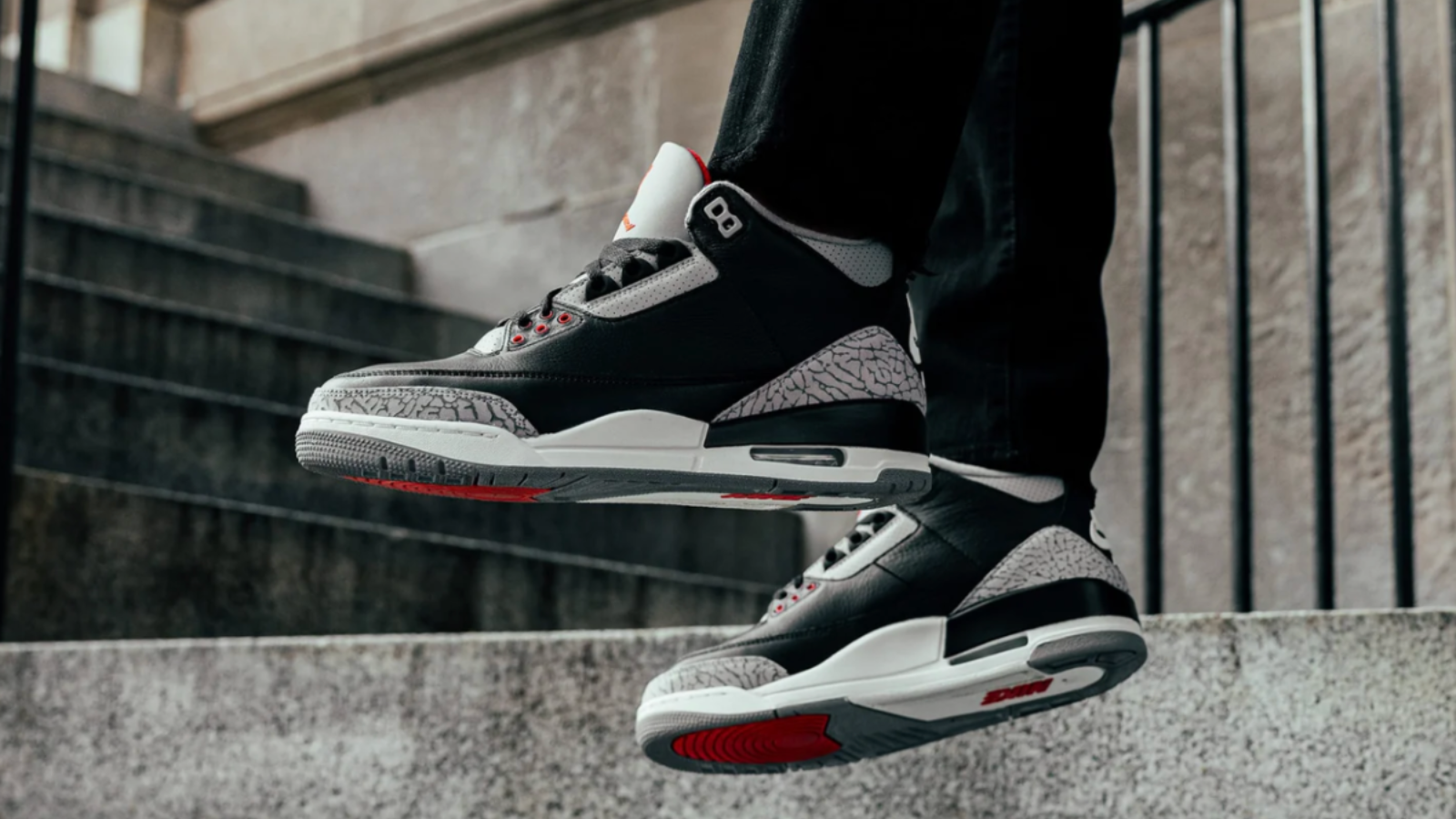 Facts Nhanh: Giải Mã Bốn Phối Màu OG Của Air Jordan 4 Hinh anh 2: Facts Nhanh: Giai Ma Bon Phoi Mau OG Cua Air Jordan 4