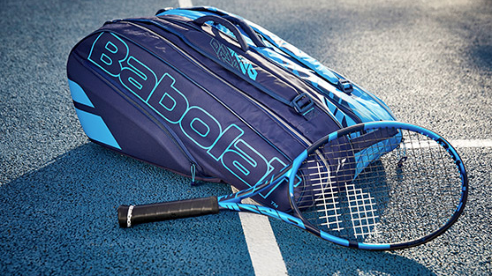 Babolat: Câu chuyện về một thương hiệu tennis huyền thoại Hinh anh 1: Huyen thoai tennis Rafael Nadal cam vot Babolat tren san dau