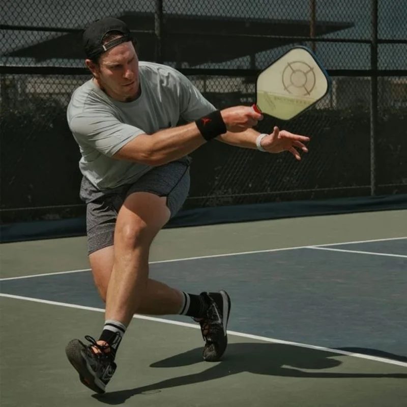 Top 7 Doi Giay Pickleball Tot Nhat 2025 – Phan Tich Chi Tiet va Cach Chon Dung Doi Giay Cho Ban