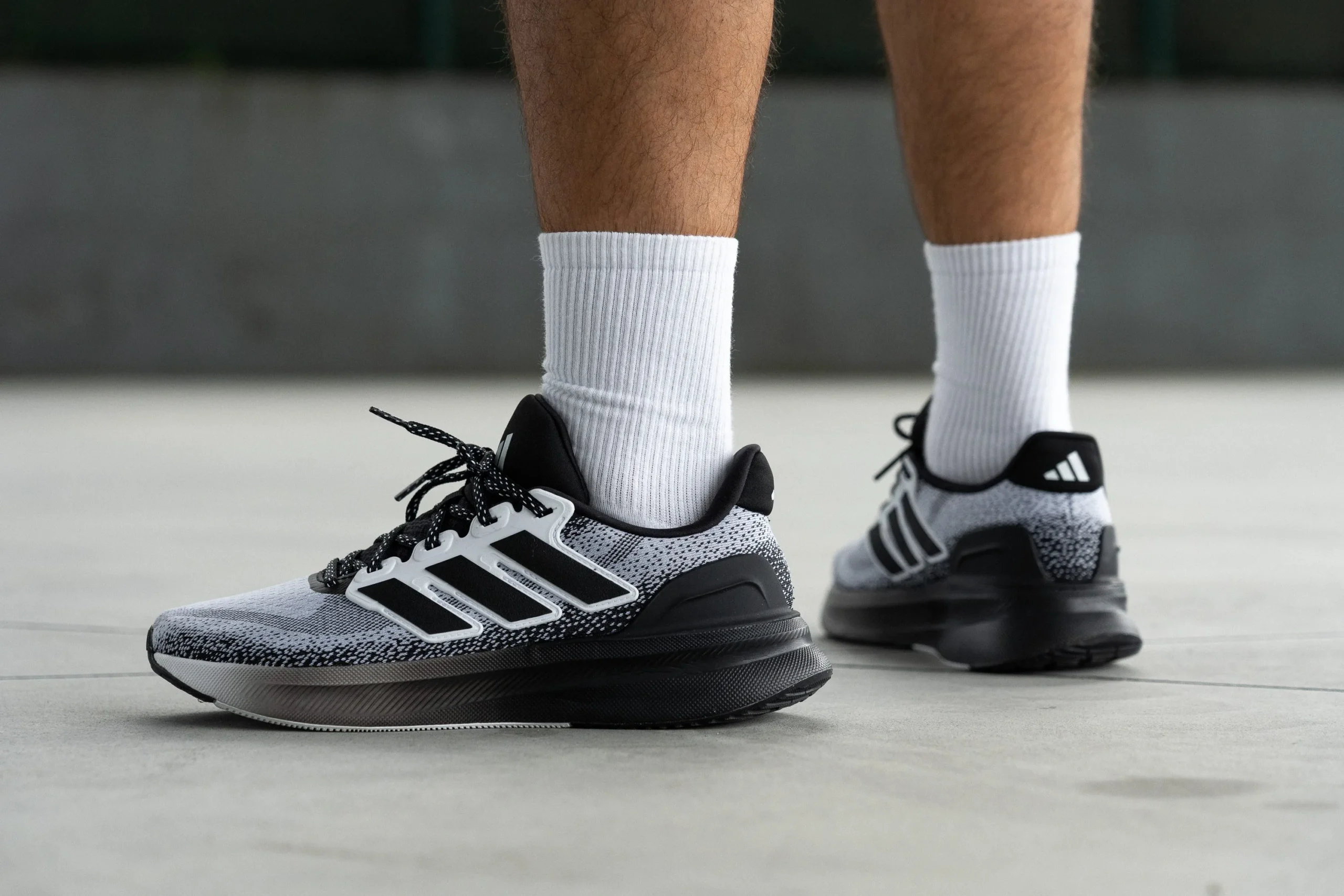 Hinh anh 1: Adidas Ultrarun 5 – Doi giay toi uu hieu suat, bung no toc do