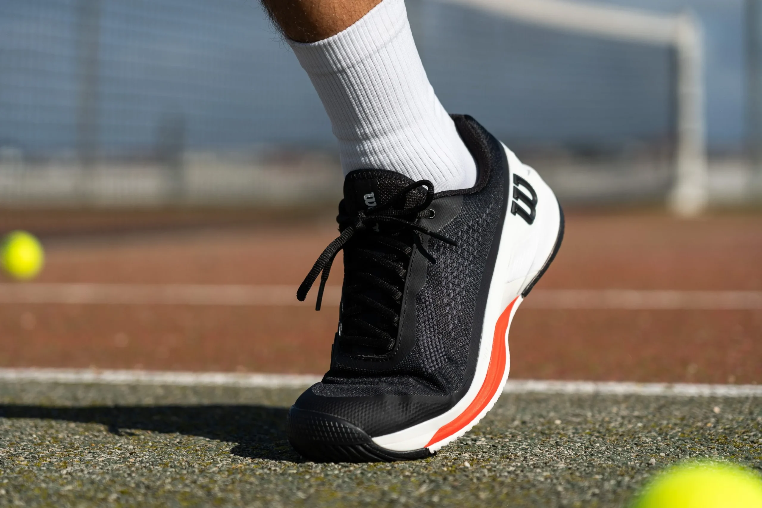 Hinh anh 1: Danh gia chi tiet ve giay Rush Pro 4.0