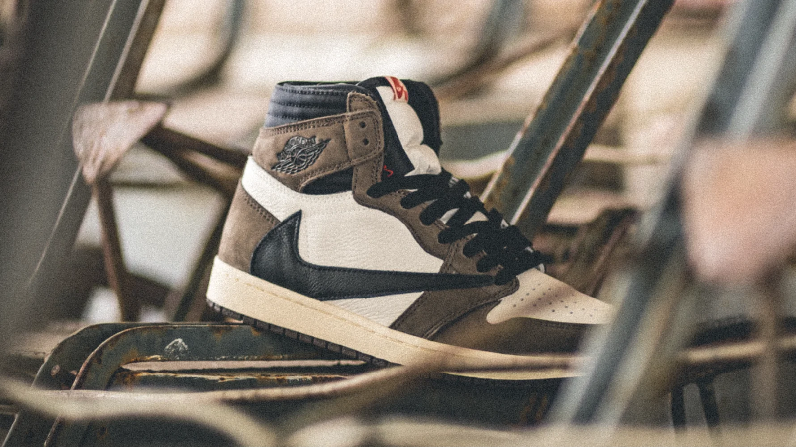 Hinh anh 2: Travis Scott cung cac doi sneaker hop tac voi Nike va Jordan