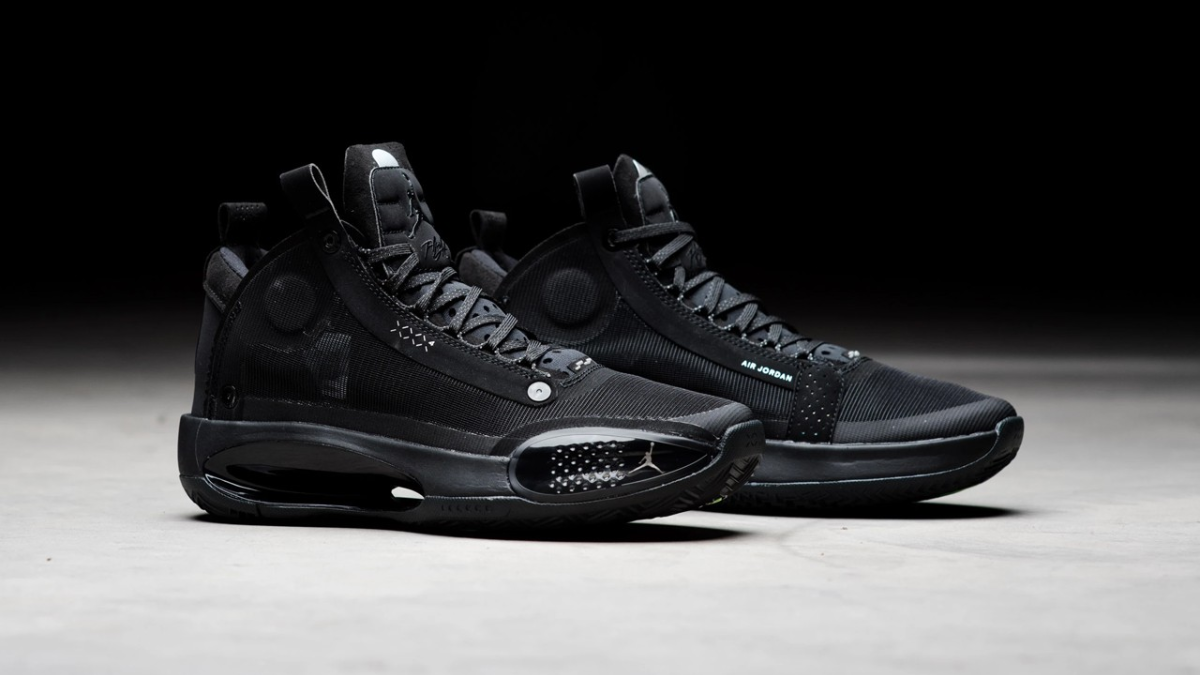 Kham pha toan bo lich su cua Air Jordan ‘Black Cat’