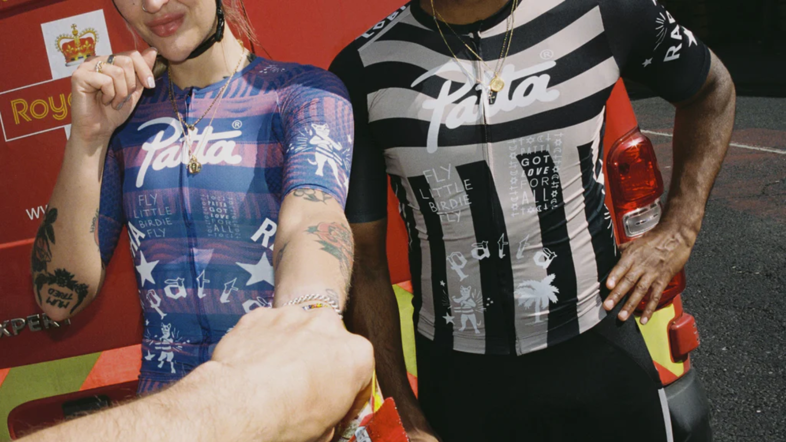 Hinh anh 7: Bo suu tap Rapha x Patta Drop 2: Thoi trang dap xe ket hop van hoa duong pho