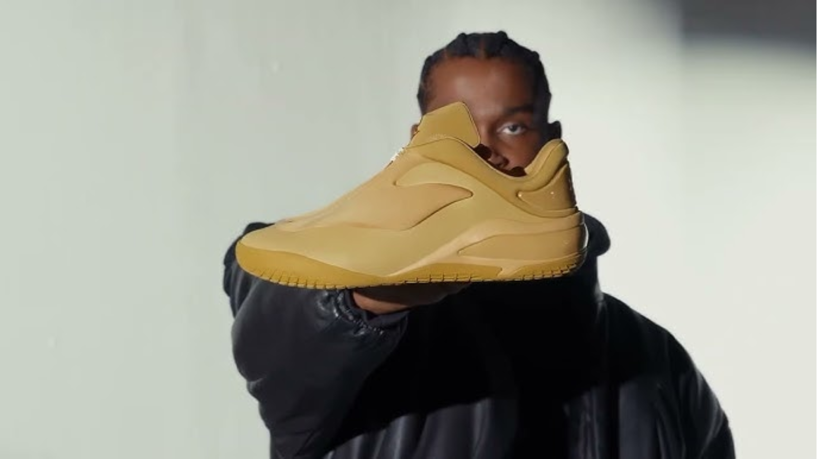 Hinh anh 1: Converse Shai 001 - doi giay bong ro dau tien cua Shai Gilgeous-Alexander