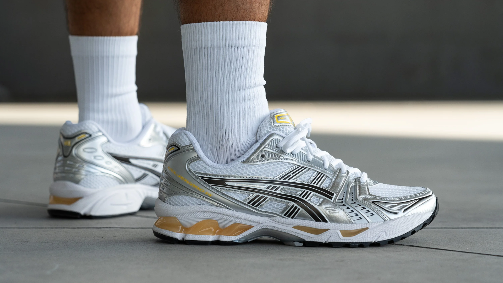 Top 4 lựa chọn êm ái cho mọi tín đồ giày thể thao 2025 Hinh anh 4: Top 4 lua chon em ai cho moi tin do giay the thao 2025