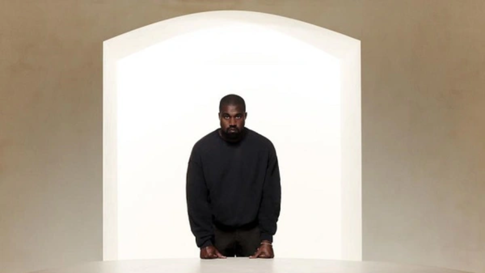 Kanye West – Nghệ sĩ đa tài và đế chế thời trang mang tên Yeezy Hinh anh 1: Kanye West – Nghe si da tai va de che thoi trang mang ten Yeezy