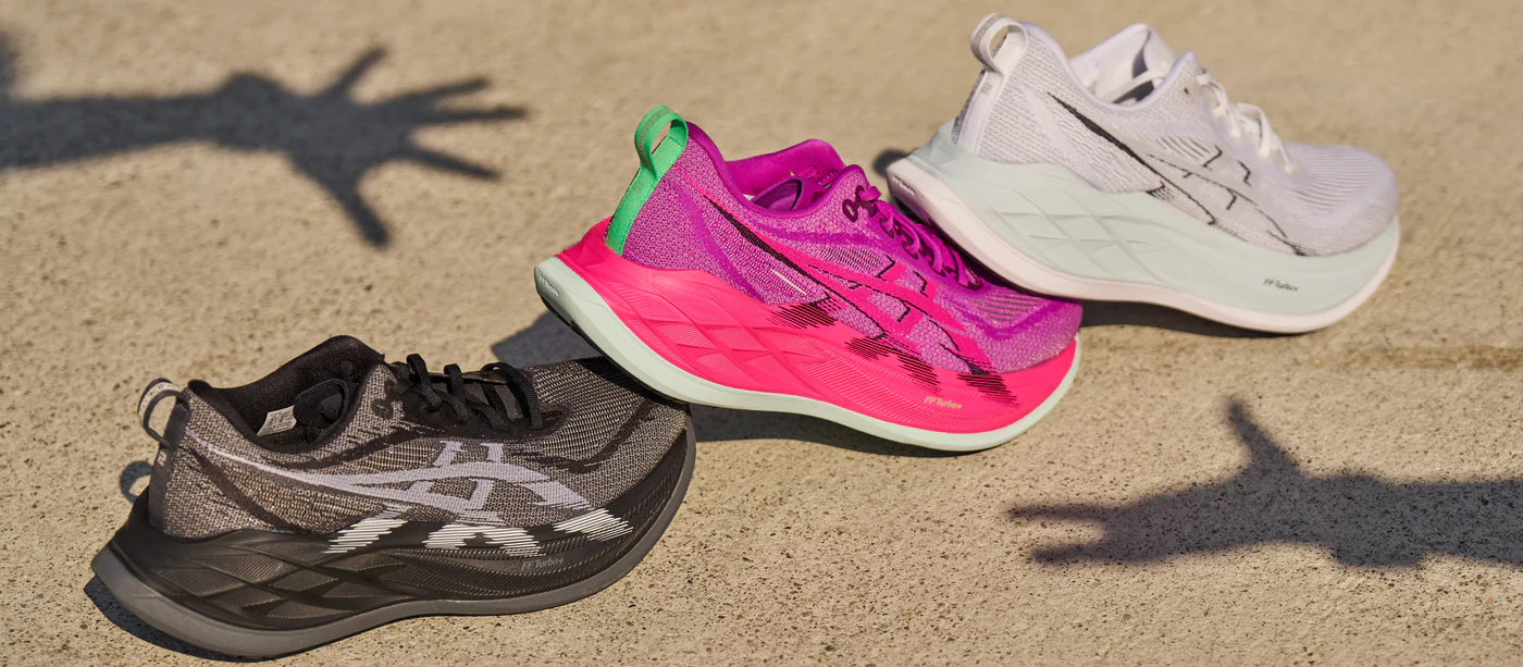 Hinh anh 4: Hinh anh cac doi giay chay bo hang dau nam 2025 cua Asics, Hoka, Saucony, Adidas va Nike.