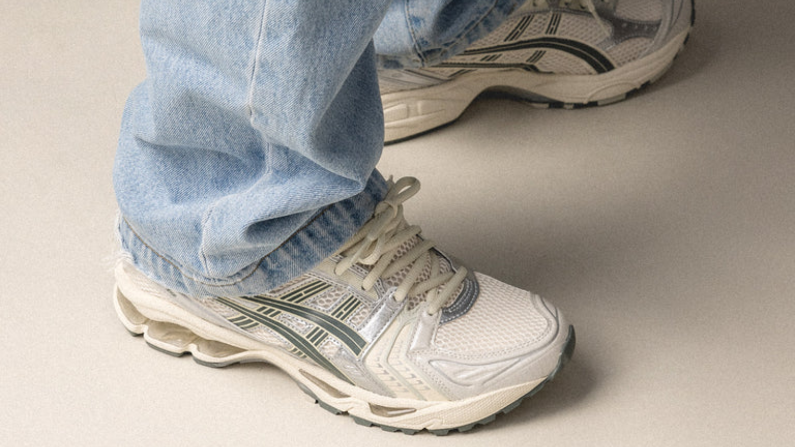 Bỏ lỡ JJJJound x ASICS? Dưới đây là 3 lựa chọn thay thế tuyệt vời Hinh anh 9: Bo lo JJJJound x ASICS? Duoi day la 3 lua chon thay the tuyet voi