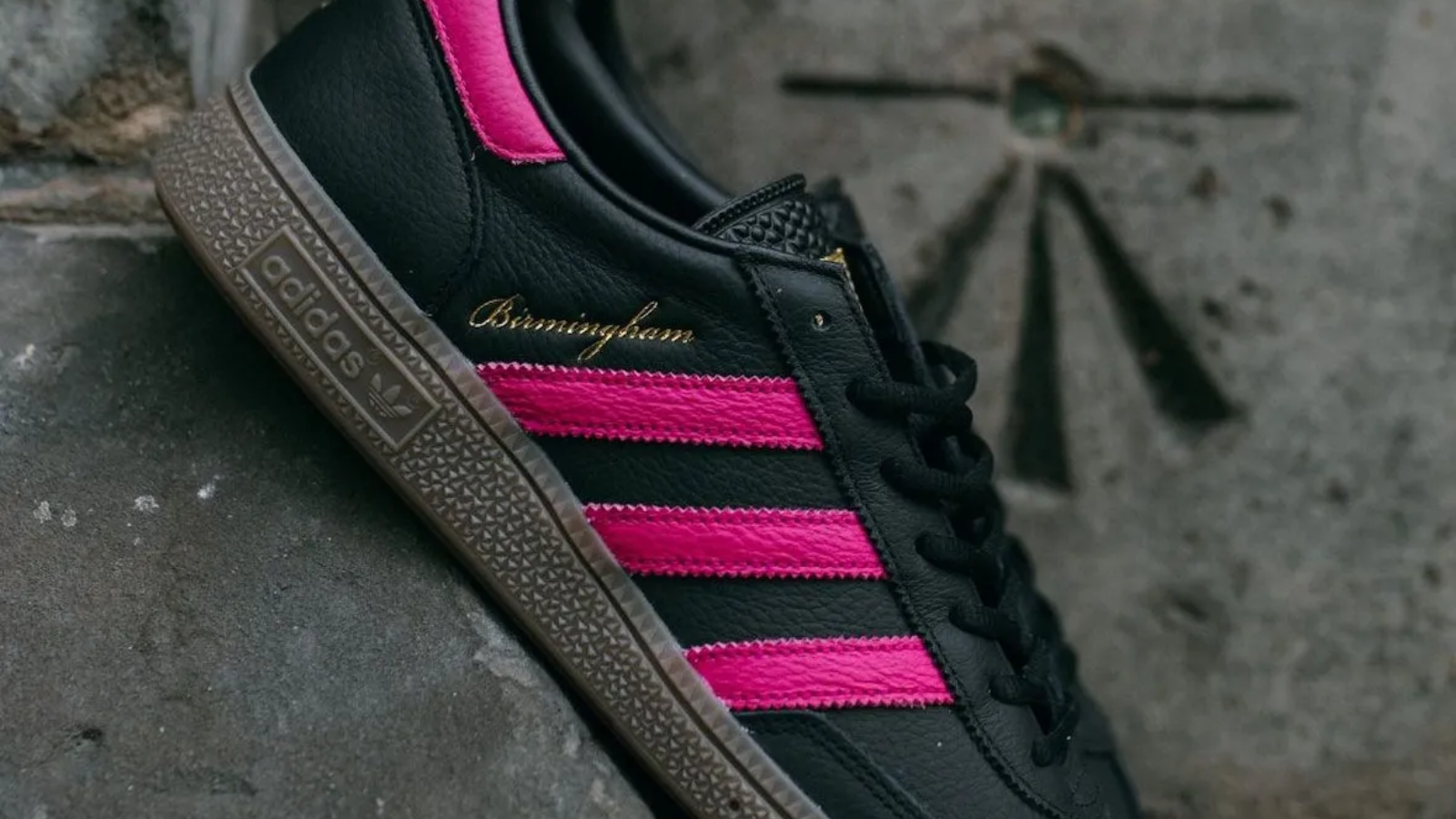 Hinh anh 5: adidas Birmingham City Series - Sneaker ton vinh Black Sabbath