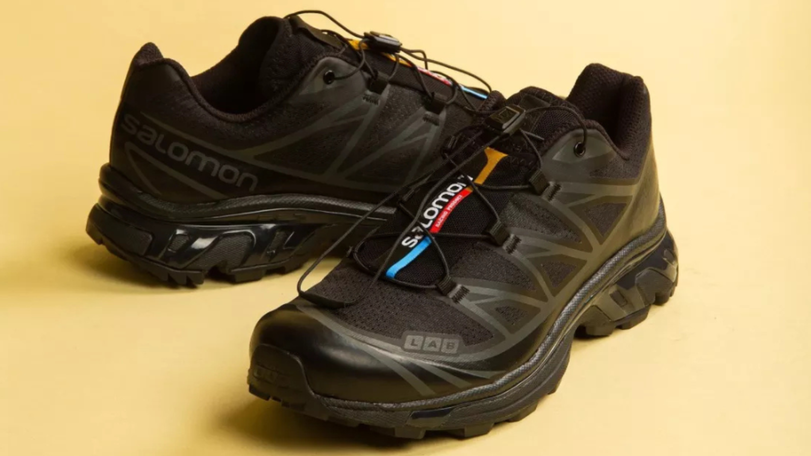 Top 5 đôi giày thể thao "sống sót ngày tận thế" Hinh anh 1: Top 5 doi giay the thao "song sot ngay tan the"