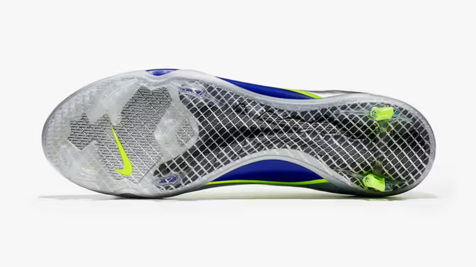 Nike hé lộ mẫu giày Cryoshot mới lấy cảm hứng từ huyền thoại R9 Hinh anh 6: Nike he lo mau giay Cryoshot moi lay cam hung tu huyen thoai R9