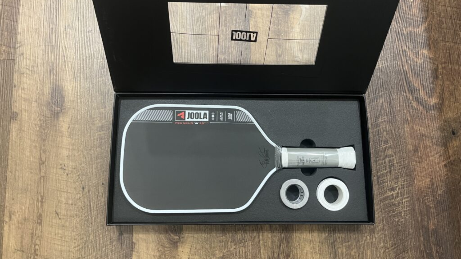 Hinh anh 5: Hinh anh vot pickleball Joola Pro 4 Perseus voi thiet ke hien dai