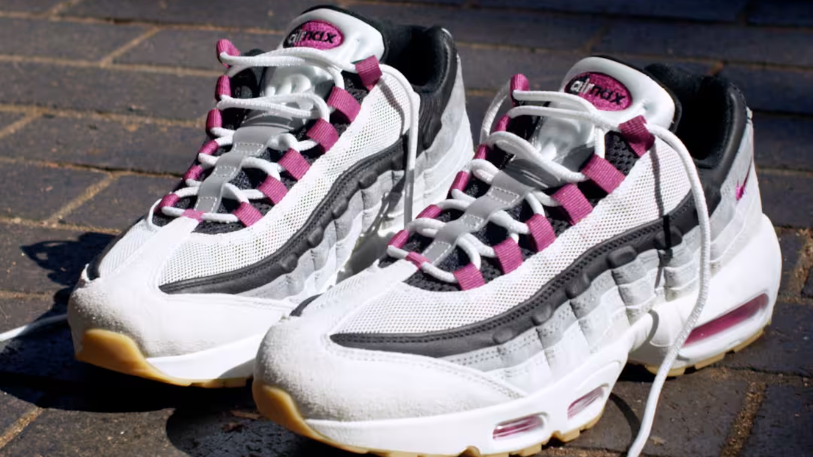 Hinh anh 3: Nike SB Air Max 95 - Su ket hop hoan hao giua thoi trang va hieu nang danh cho skater