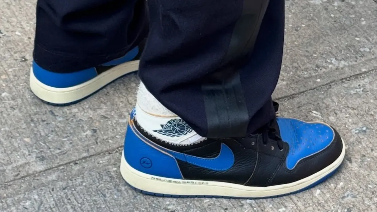 Hiroshi Fujiwara mang Union x Fragment x Air Jordan 1 Sport Royal
