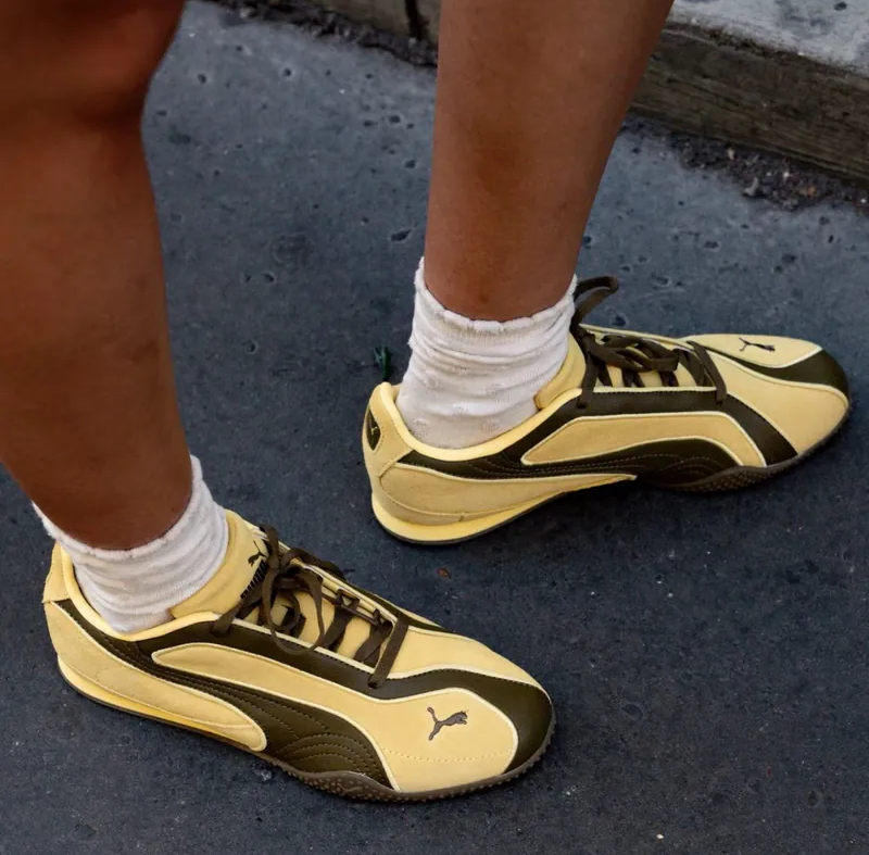 Alternative view of Giày Puma Bella V2 Suede 'Yellow Brown' 404709-04