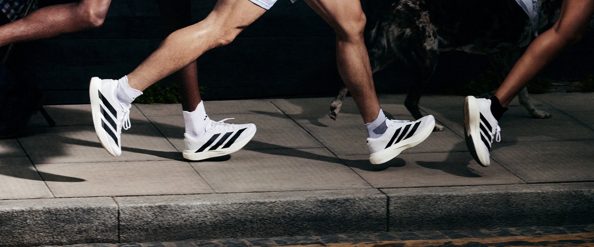 Những đôi giày chạy bộ Adidas tốt nhất năm 2025