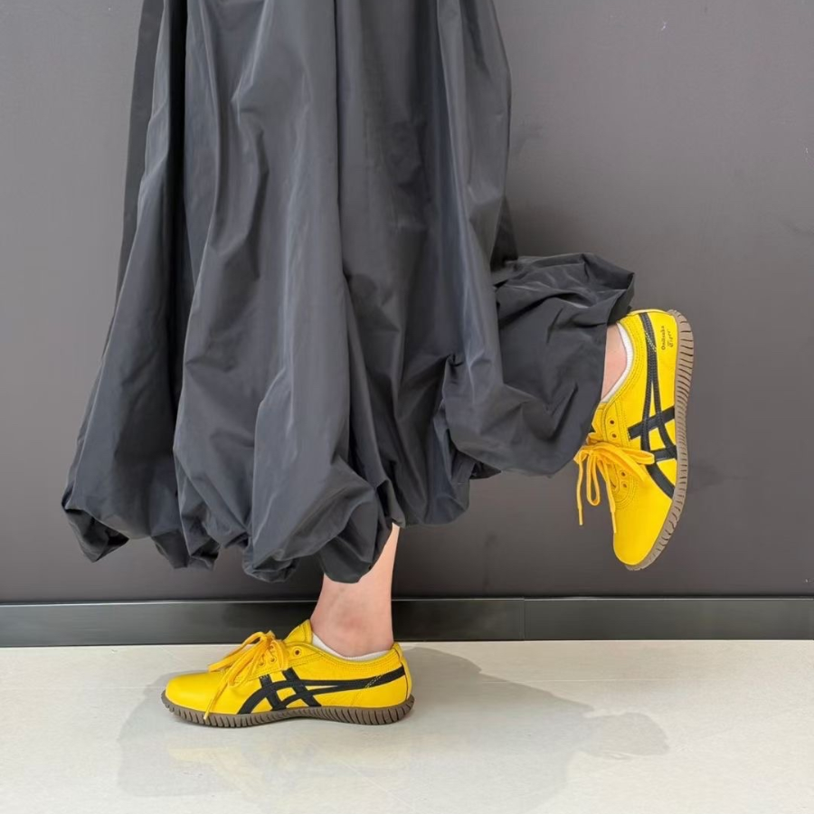 Alternative view of Giày Onitsuka Tiger Tsunahiki Slip-On 'Yellow' 1183C529-750