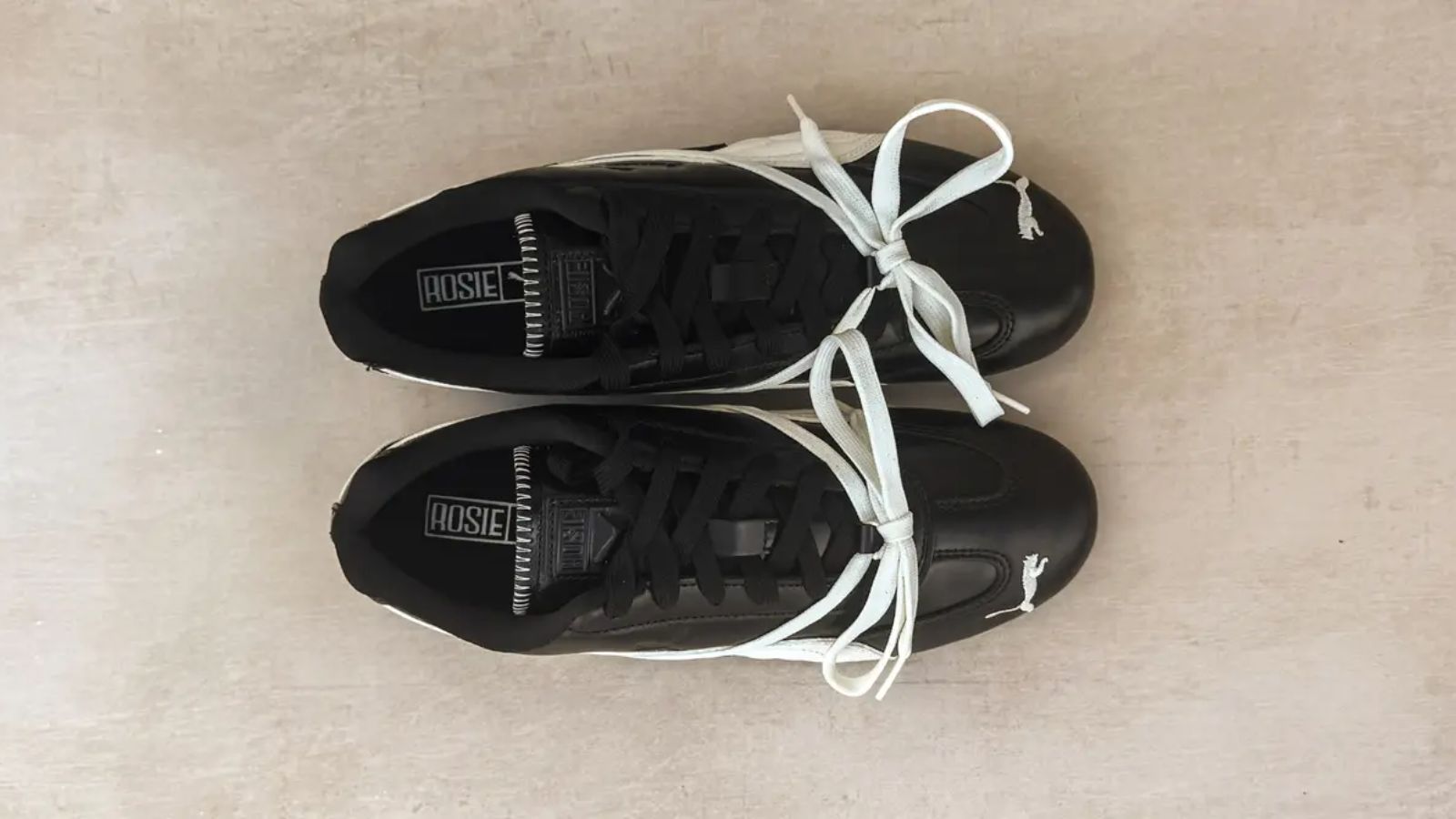 Hinh anh 4: Rose tu BLACKPINK trong chien dich PUMA, cung bo suu tap giay va trang phuc dac biet.