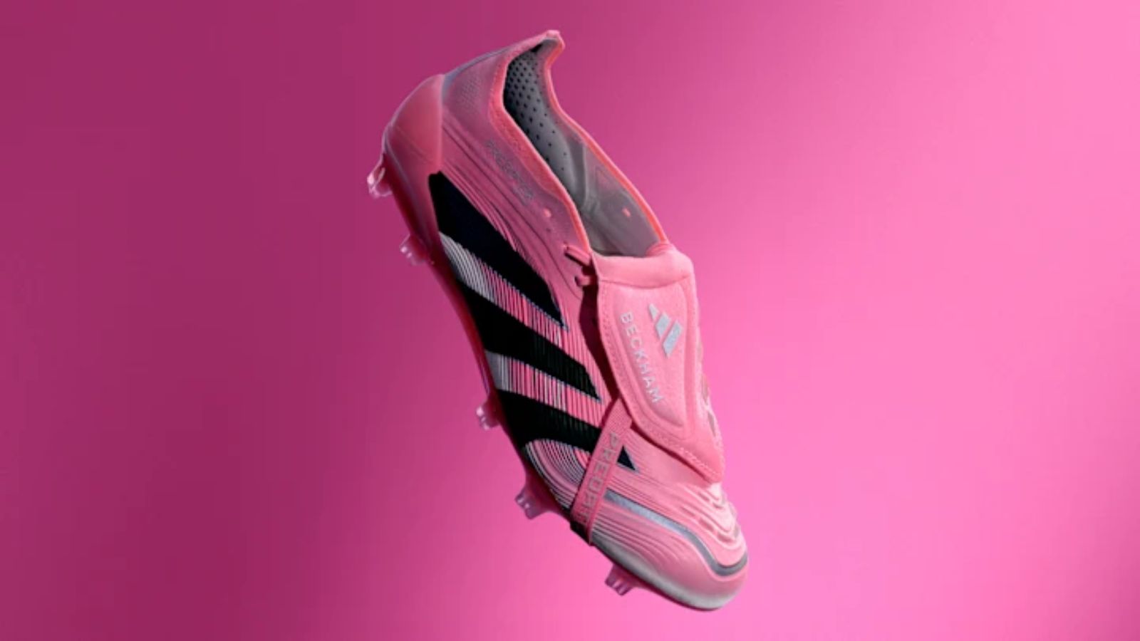 Hinh anh 2: David Beckham mang giay adidas Predator 25 Miami Pink