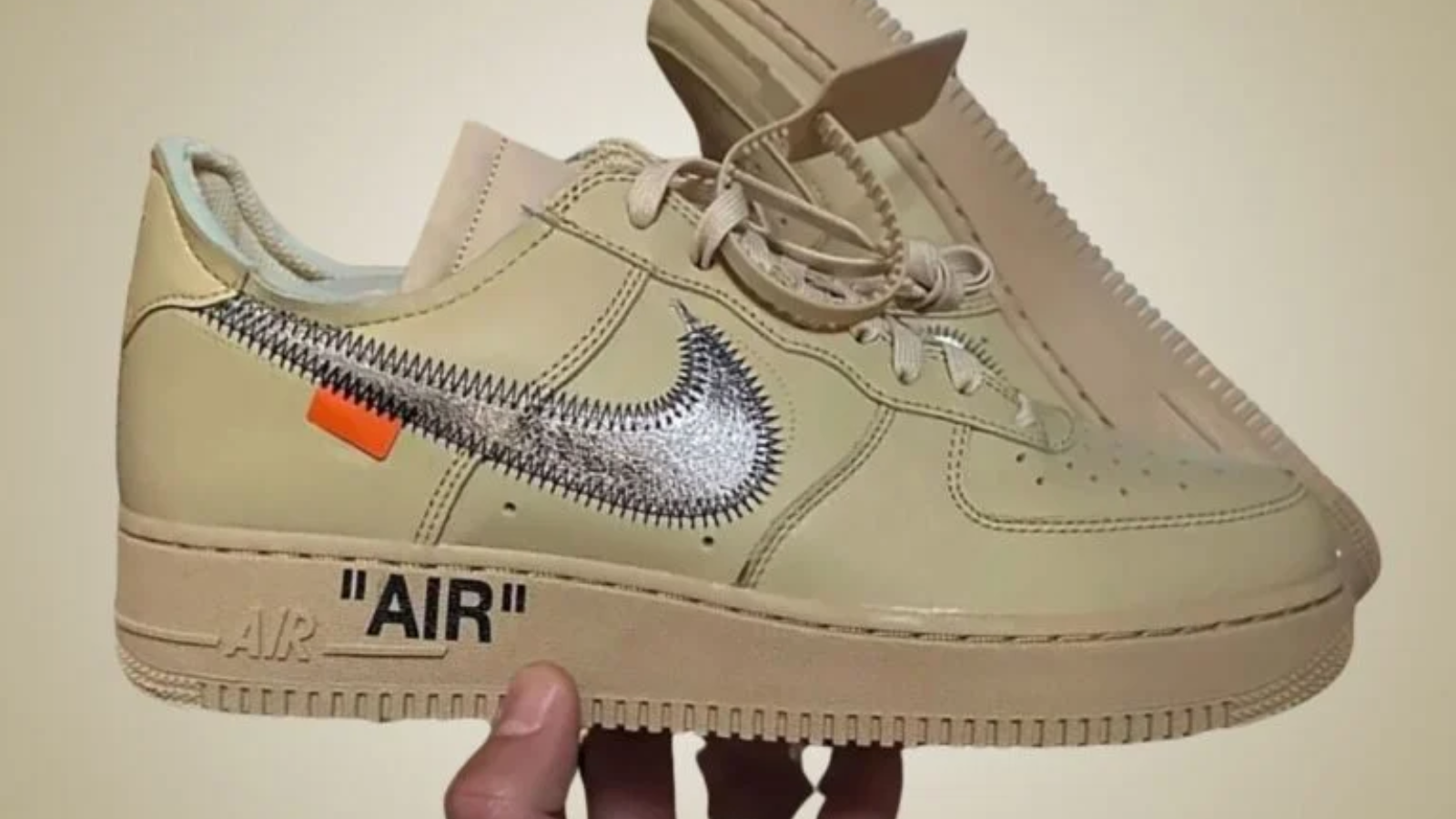 Hinh anh 1: Hinh anh giay Nike Air Force 1 “Sesame” thiet ke boi Virgil Abloh