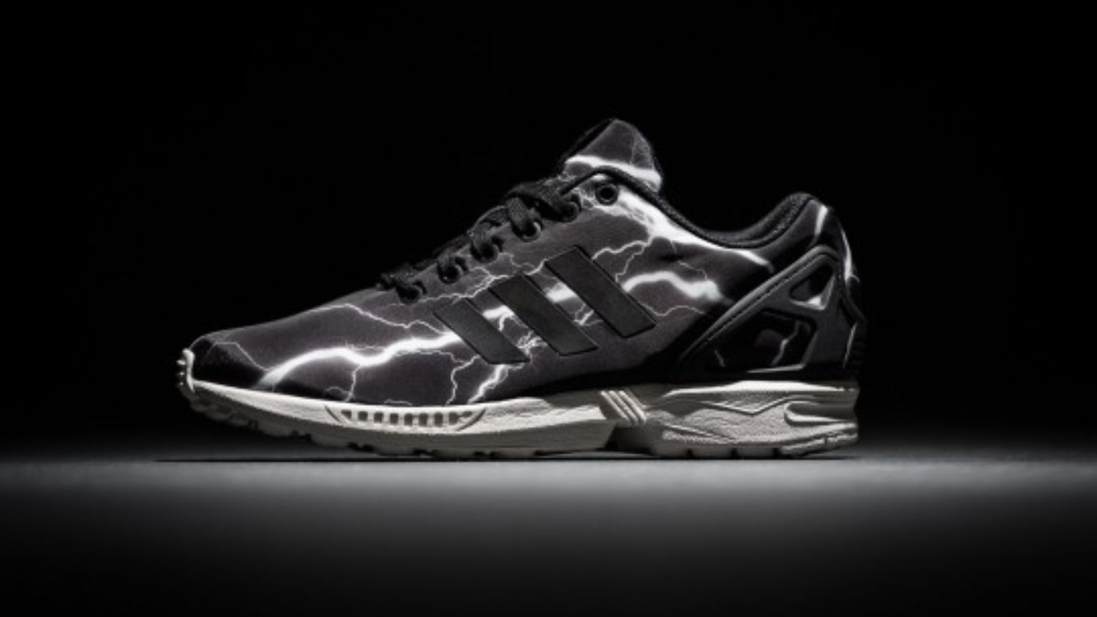 Hinh anh 5: Sneaker pack huyen thoai Nike Weatherman va Air Jordan Fear