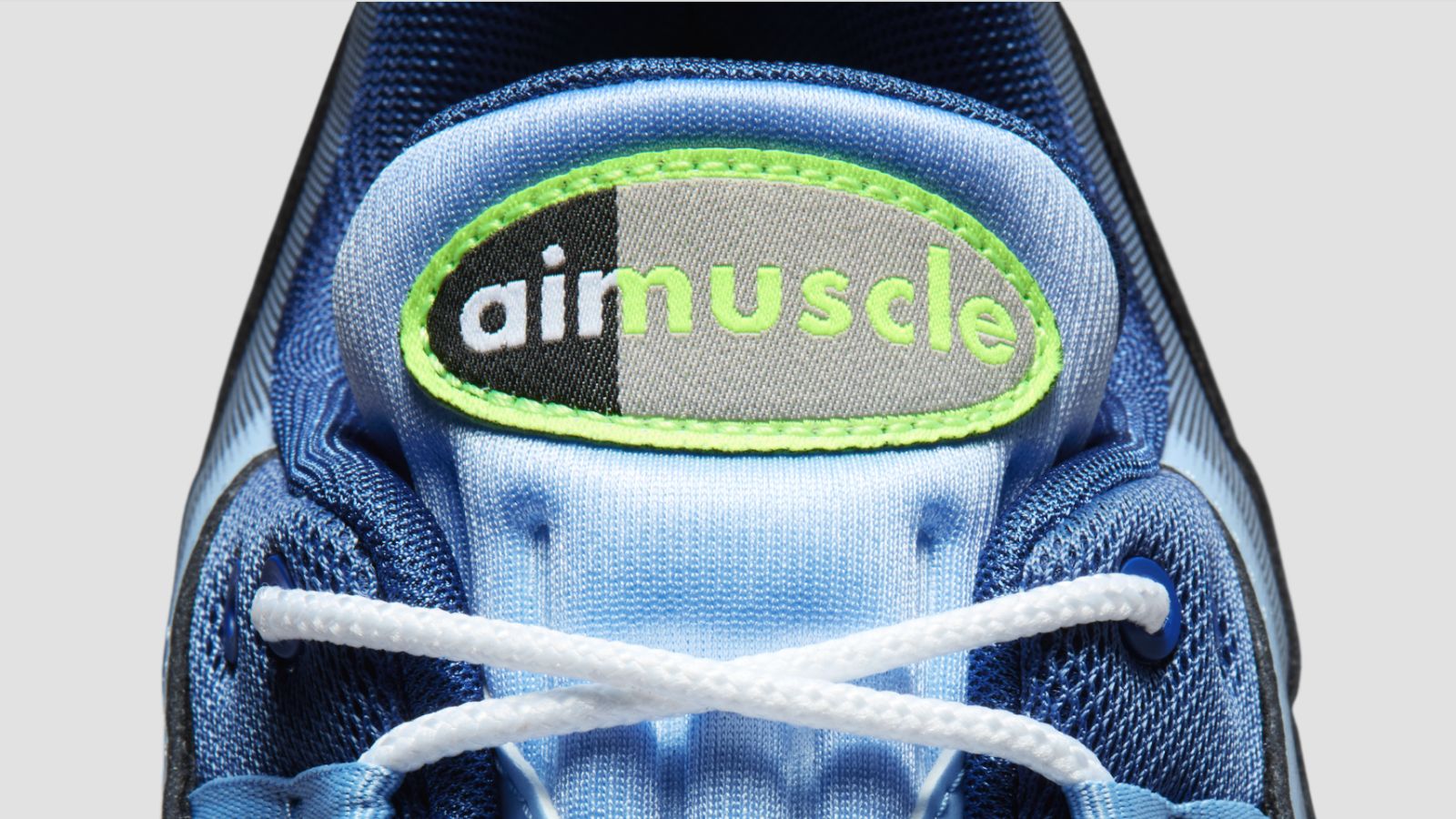 Hinh anh 5: Giay Nike Air Max 95 phien ban Yu-Gi-Oh! voi phoi mau doc dao