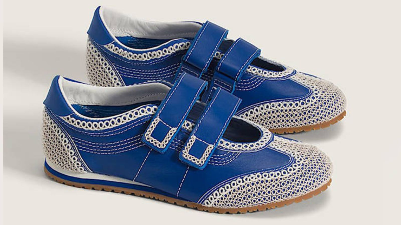 Hinh anh 5: Giay Vans Mary Jane Super LowPro trong thiet ke moi, ket hop phong cach balletcore va streetwear