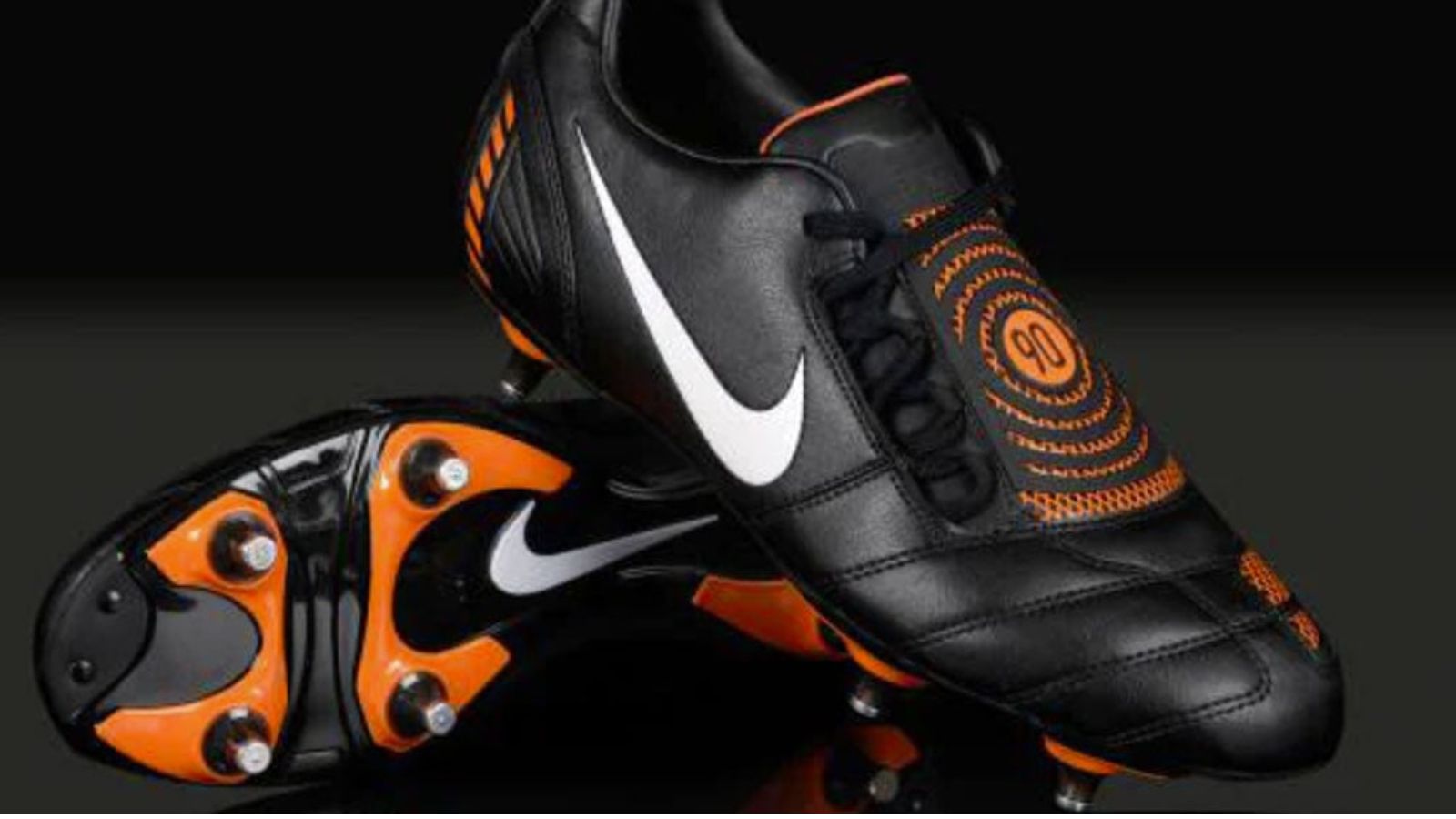 Hinh anh 7: Giay Nike Total 90 - Bieu tuong bong da noi loan quay tro lai