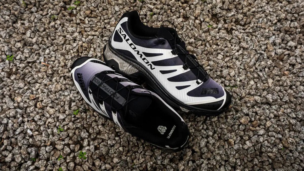 Footpatrol x Salomon XT-4 Black Vanilla Ice, doi giay voi thiet ke gradient den trang, bieu tuong thoi trang London va Paris.