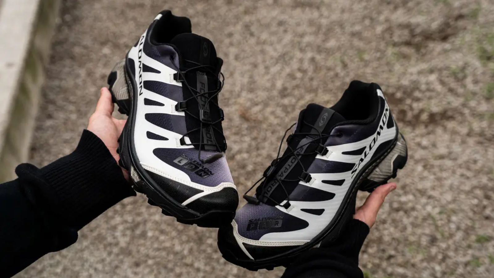 Hinh anh 1: Footpatrol x Salomon XT-4 Black Vanilla Ice, doi giay voi thiet ke gradient den trang, bieu tuong thoi trang London va Paris.