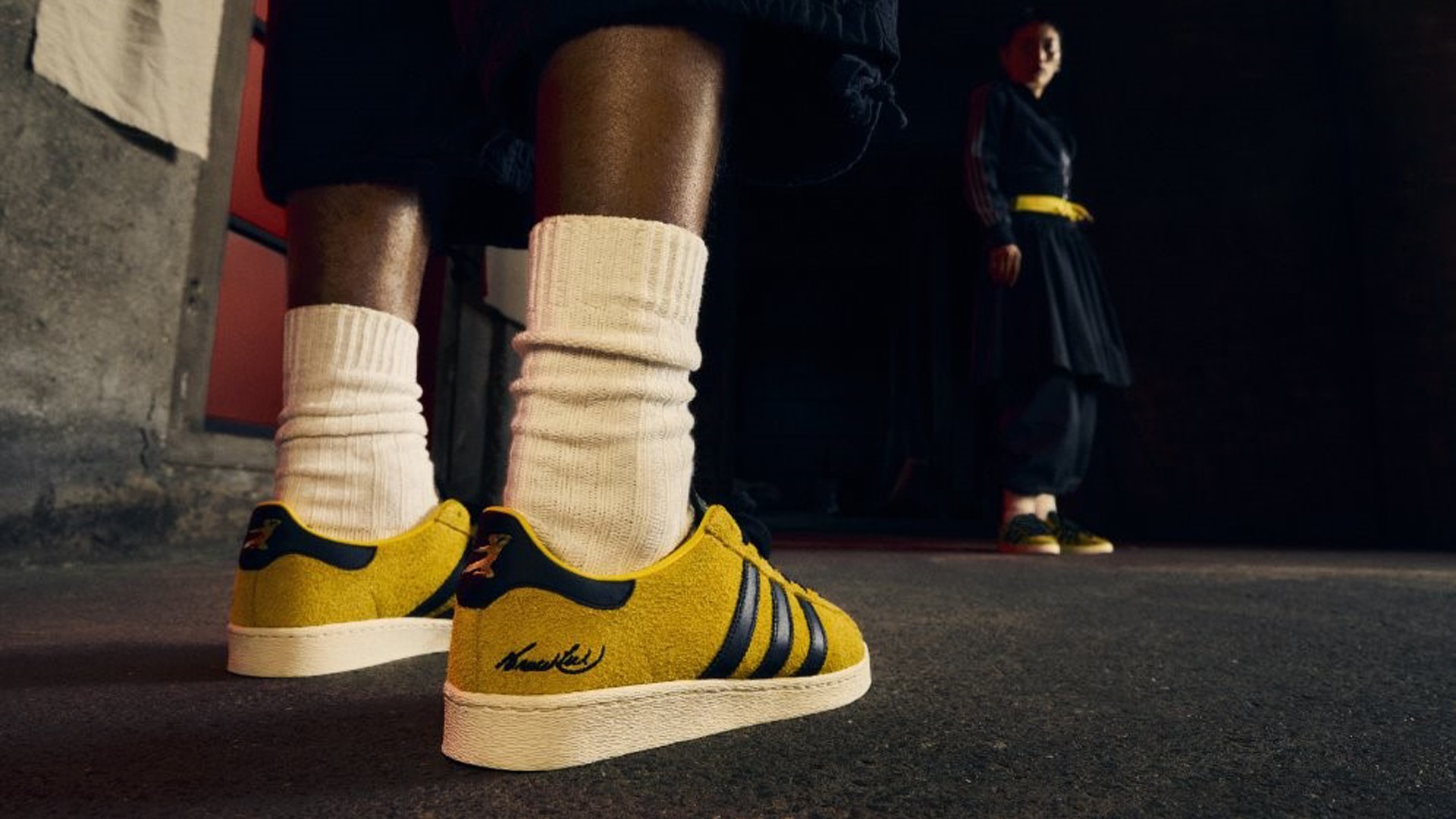 “Bruce Lee x adidas Jabbar Lo Game of Death” – Đôi giày tri ân huyền thoại