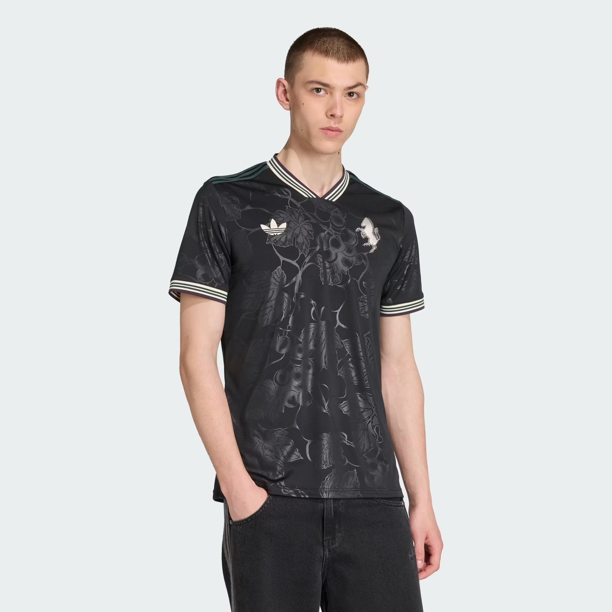 Áo Adidas Juventus 25–26 'Black' KC3486 - Ảnh 2