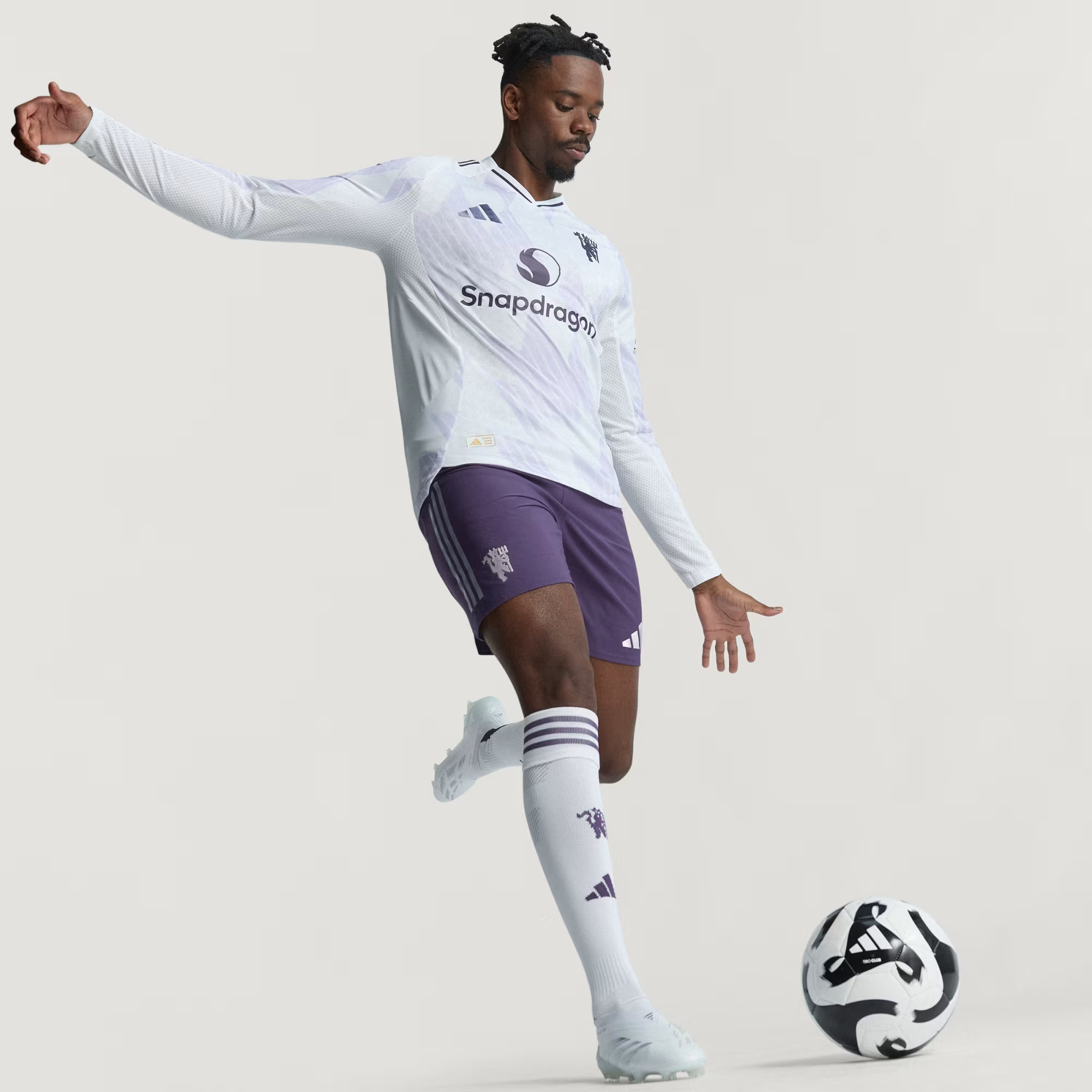 Áo Adidas Manchester United 25/26 'White' JP3023 - Ảnh 5