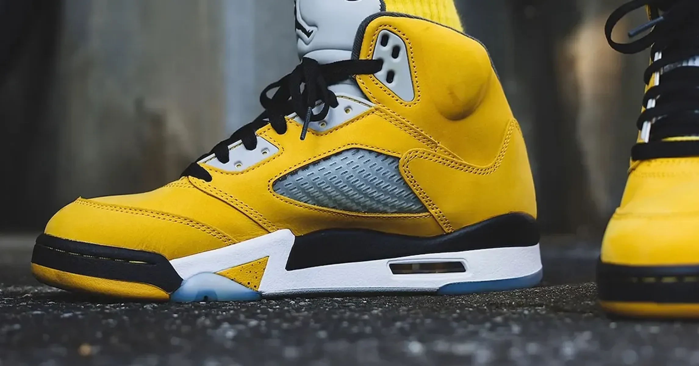 Sự trở lại được mong chờ: Air Jordan 5 “Tokyo” năm 2025