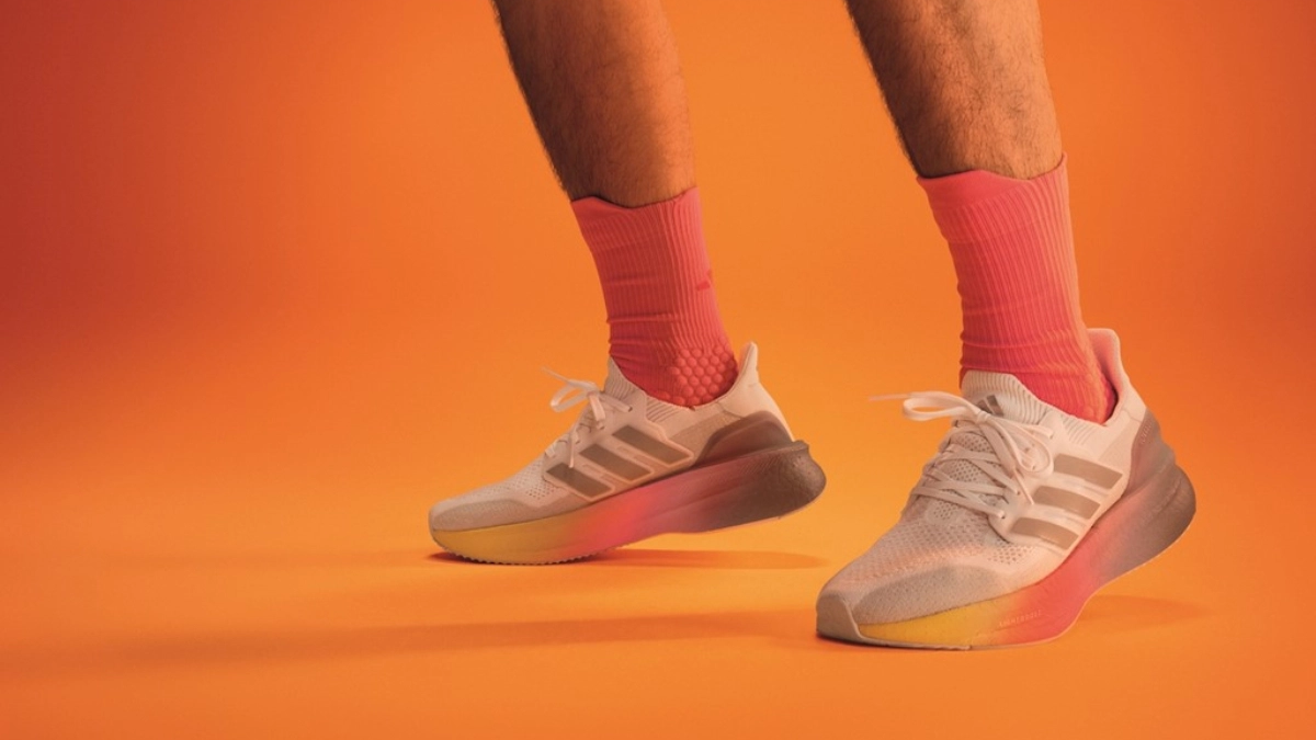 adidas Ultraboost 5X - Giay chay bo nang cap toan dien