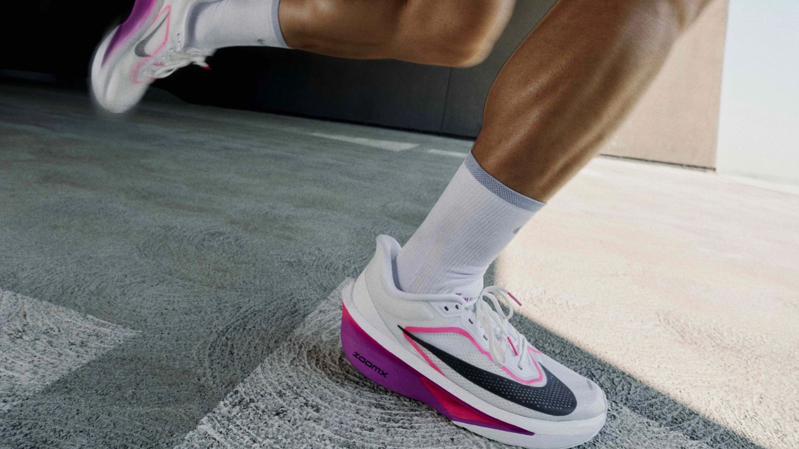 Hinh anh 6: Nike Zoom Fly 6 - giay chay ket hop hieu suat va ben bi