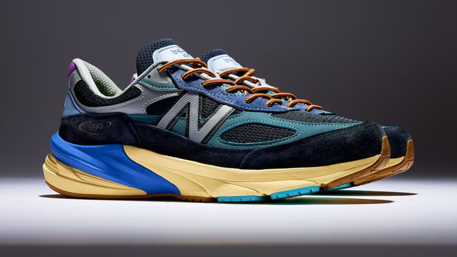 Hinh anh 4: Hop tac giua Action Bronson va New Balance voi giay sneaker doc dao