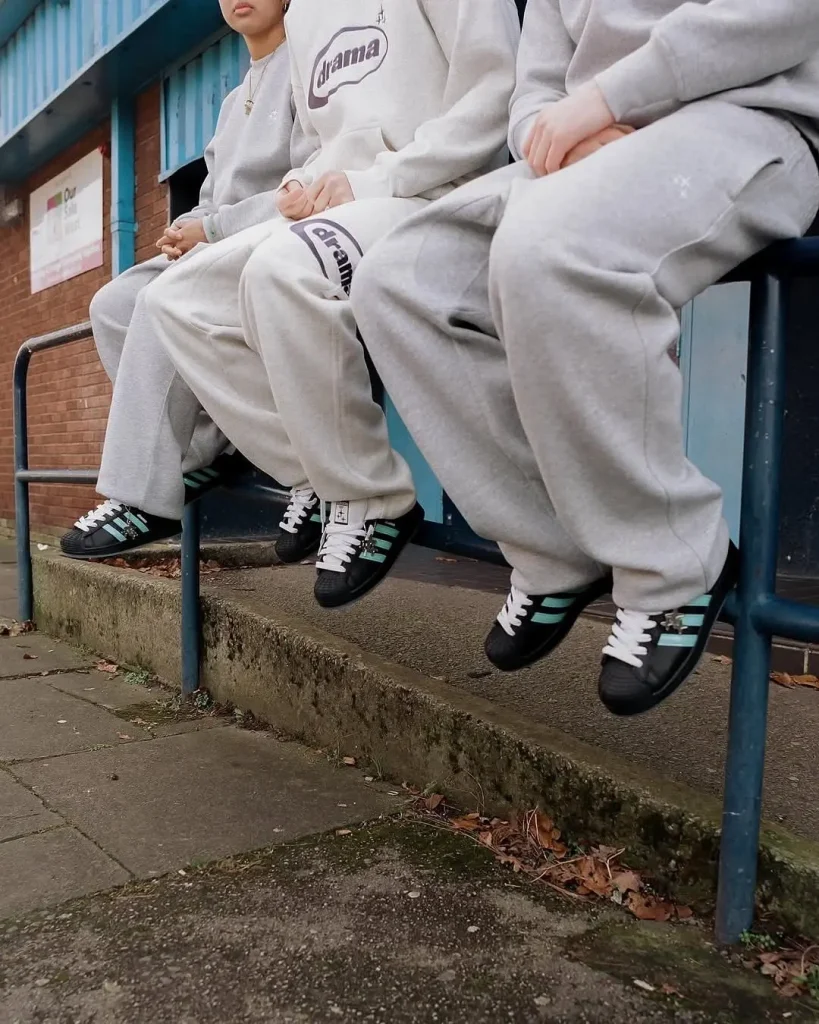 Drama Call và Adidas ra mắt Superstar II mới, đối đầu loạt collab đình đám